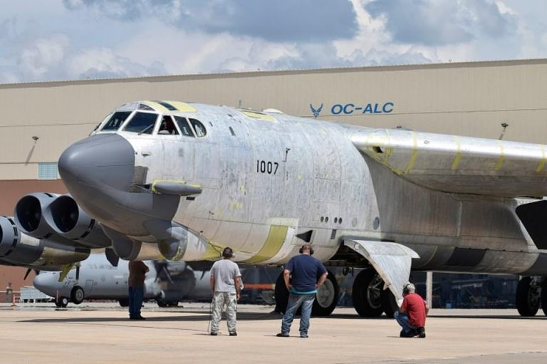 B-52 bomber moved from Davis-Monthans boneyard to return 